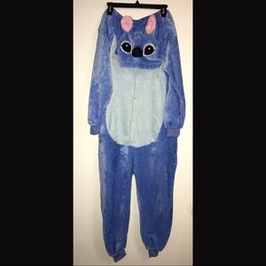 Stitch Onesie!💙